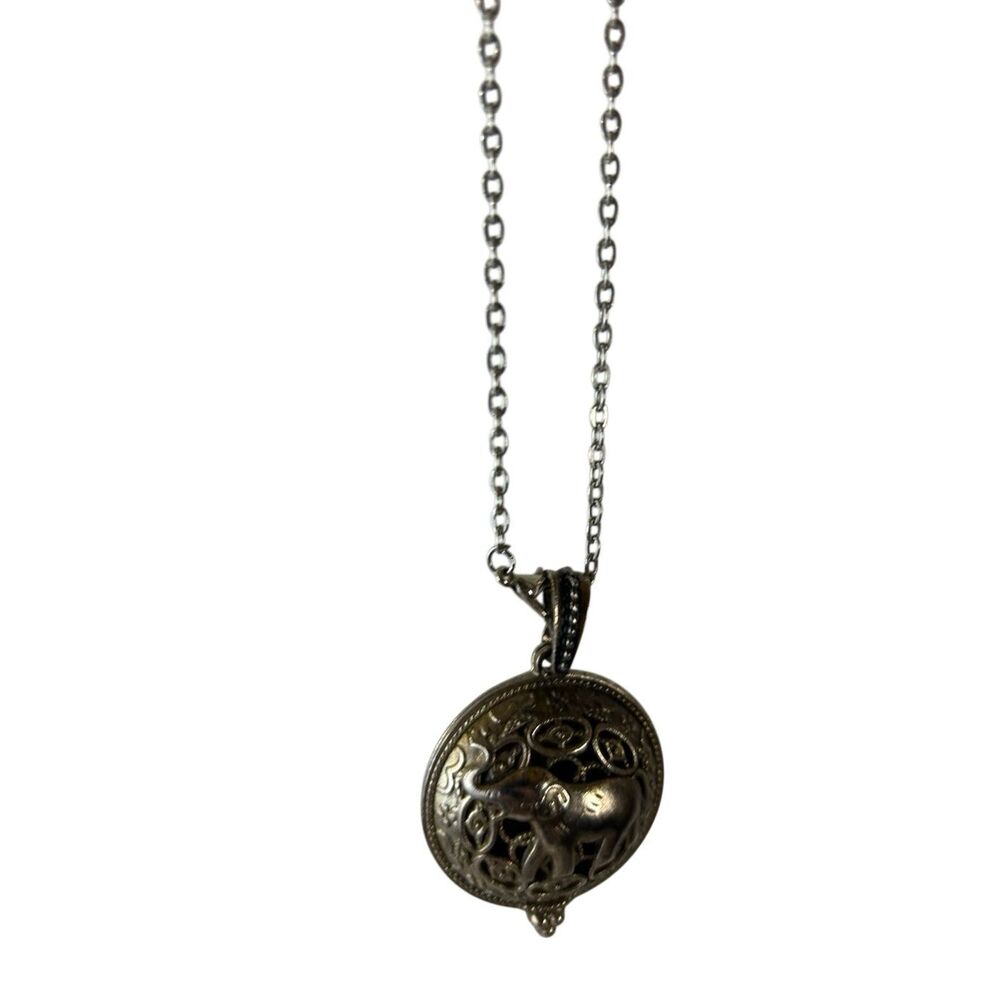 Elephant Diffuser 12" Chain‎ Necklace Silver Plated
